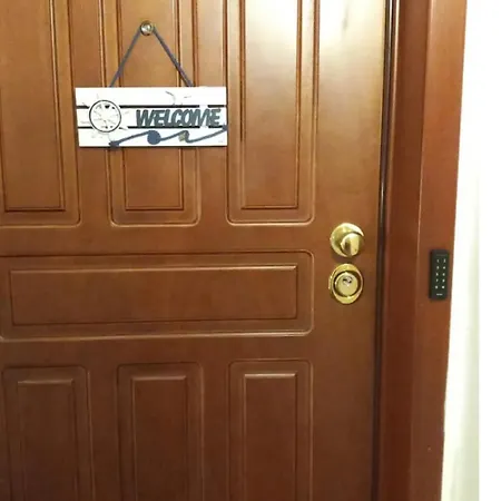 Castello Privata, Nell'appartamento Condiviso